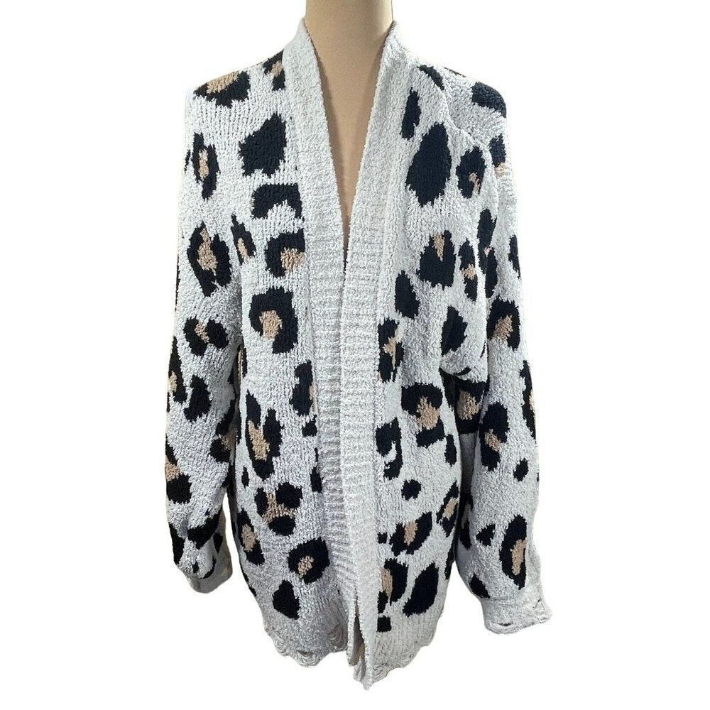 Juliana's Cozy Leopard Cardigan Sweater Frayed Open Front Size M Medium
